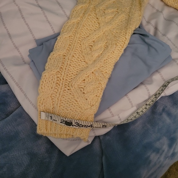 Chelsea Studio Yellow Sweater - Picture 6 of 6
